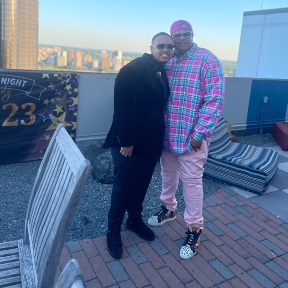 Meet your Posher, Ray - Picture 7 of 7